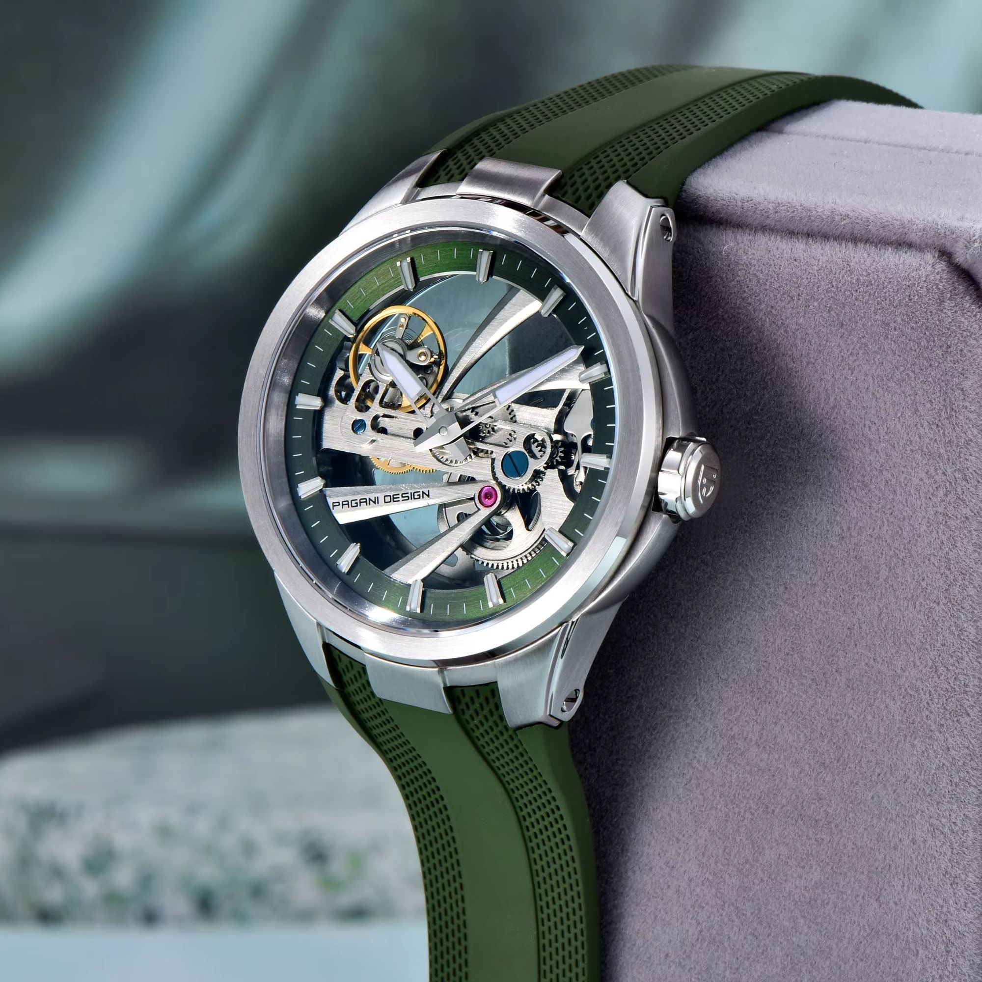 Yeşil İskelet PAGANI DESIGN PD - Rubber Strap Diver incelemesi ve fiyatı